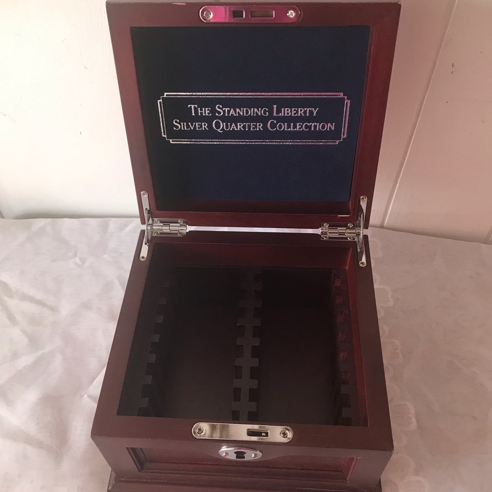 The Standing Liberty Silver Quarter Collection Wooden Showcase Box